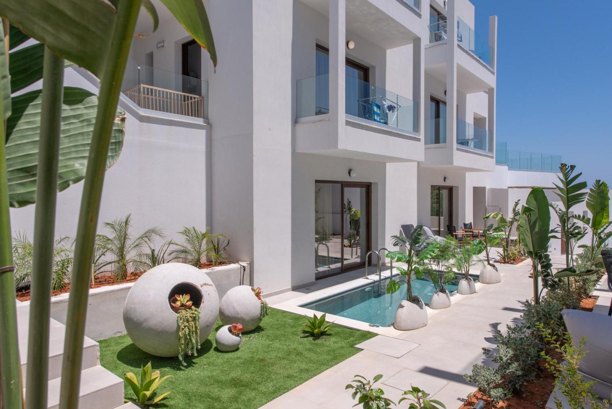 Mika Villas & Suites แอร์ซอนิสซอส ภายนอก รูปภาพ