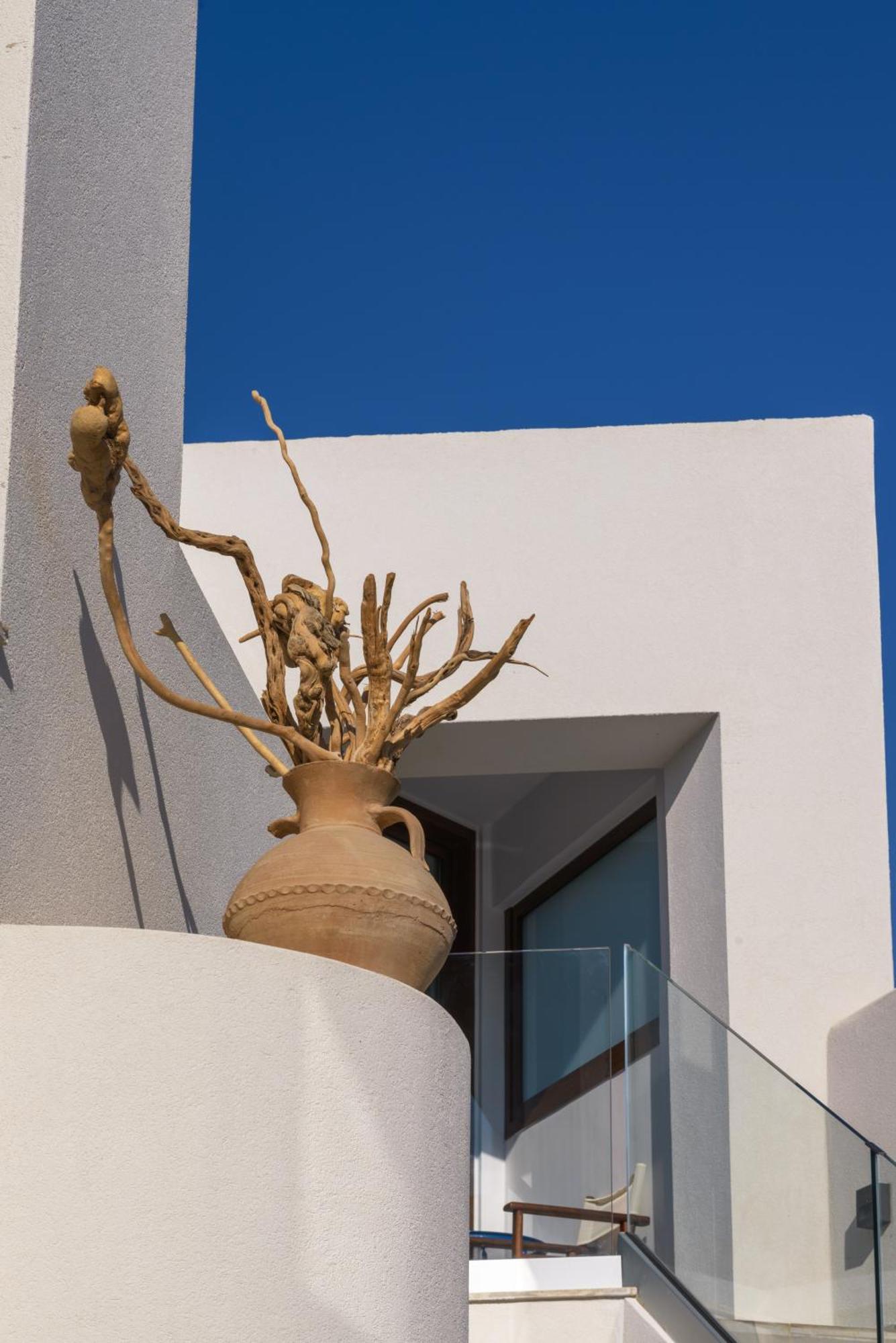 Mika Villas & Suites แอร์ซอนิสซอส ภายนอก รูปภาพ