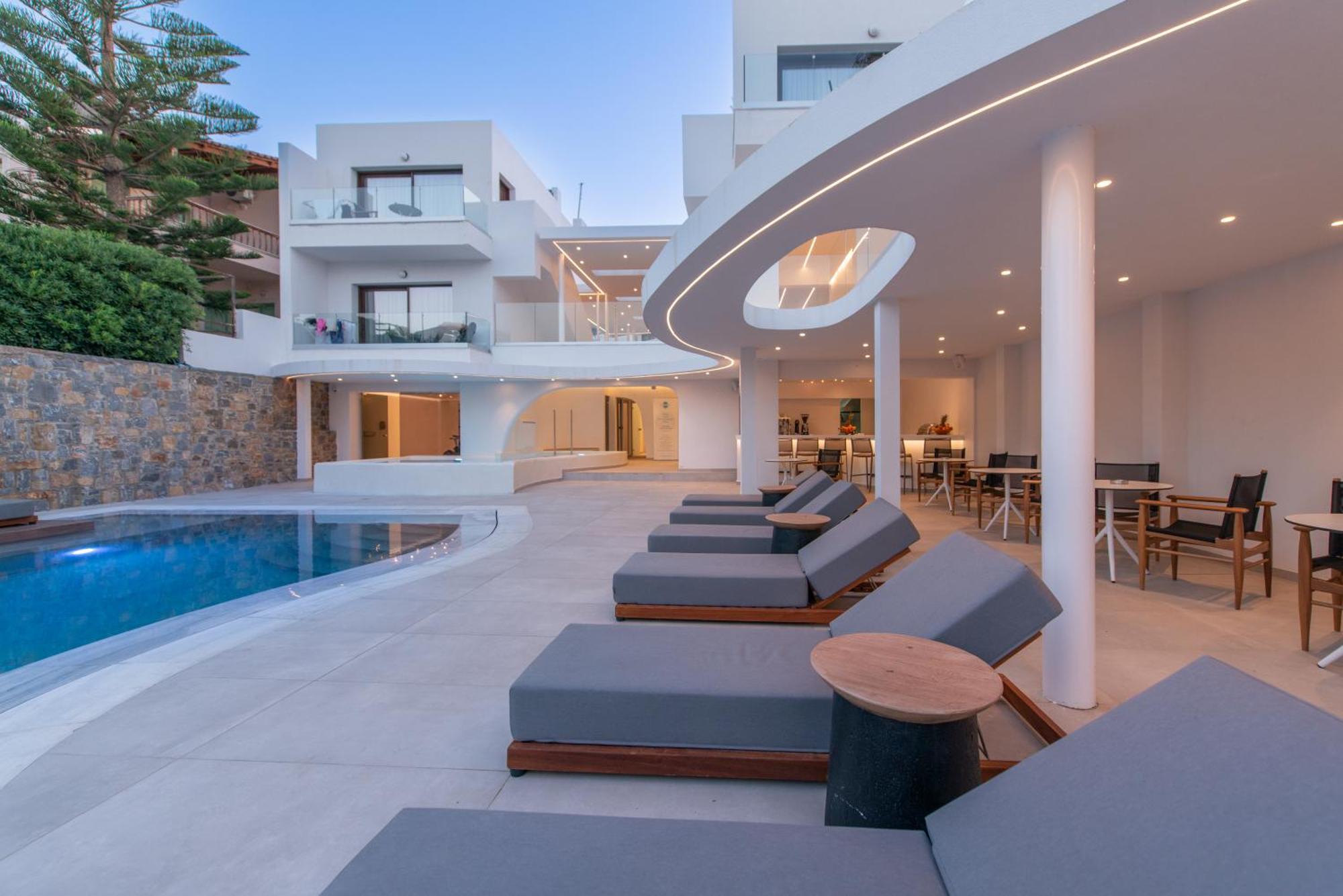 Mika Villas & Suites แอร์ซอนิสซอส ภายนอก รูปภาพ