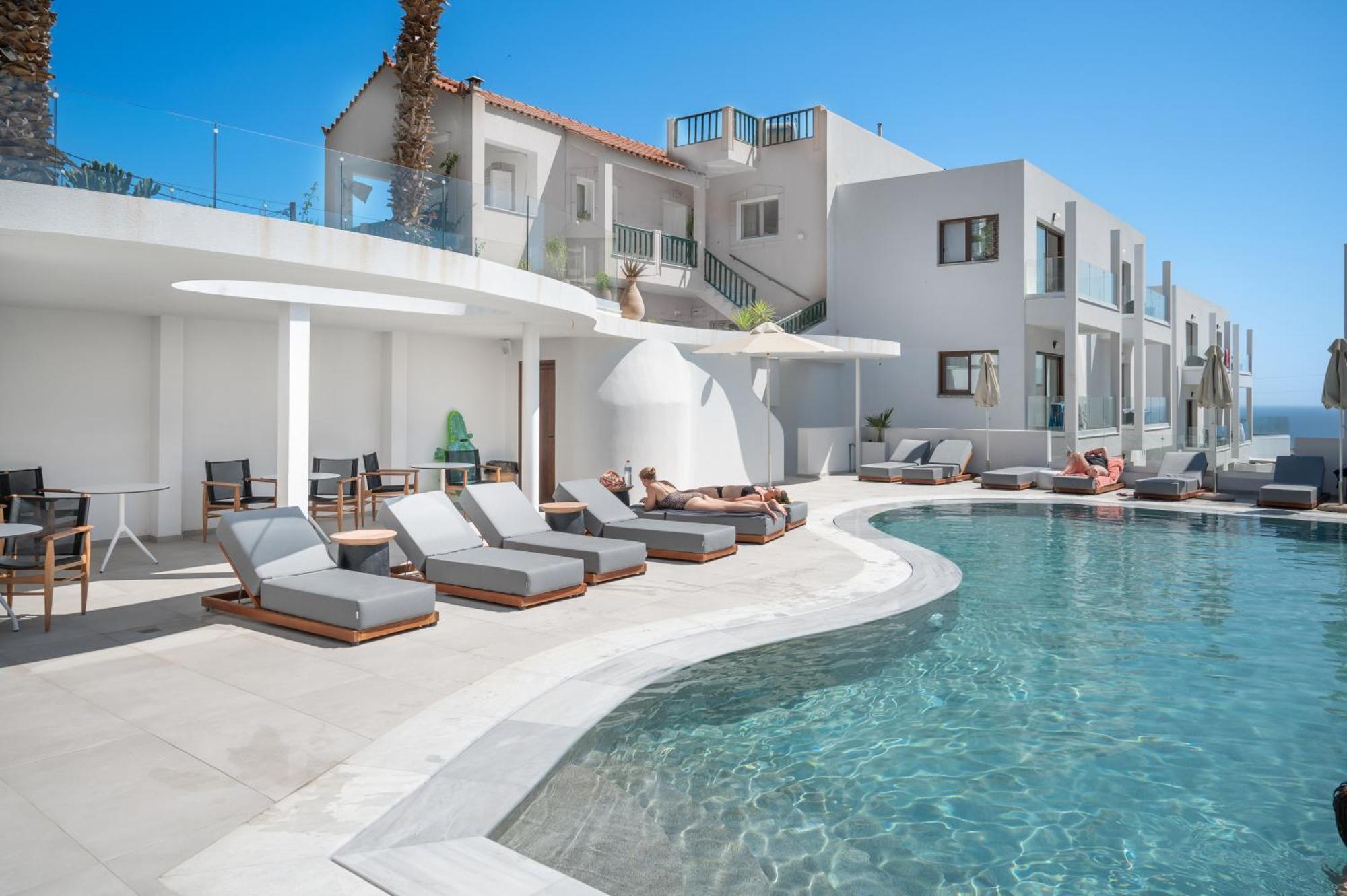 Mika Villas & Suites แอร์ซอนิสซอส ภายนอก รูปภาพ
