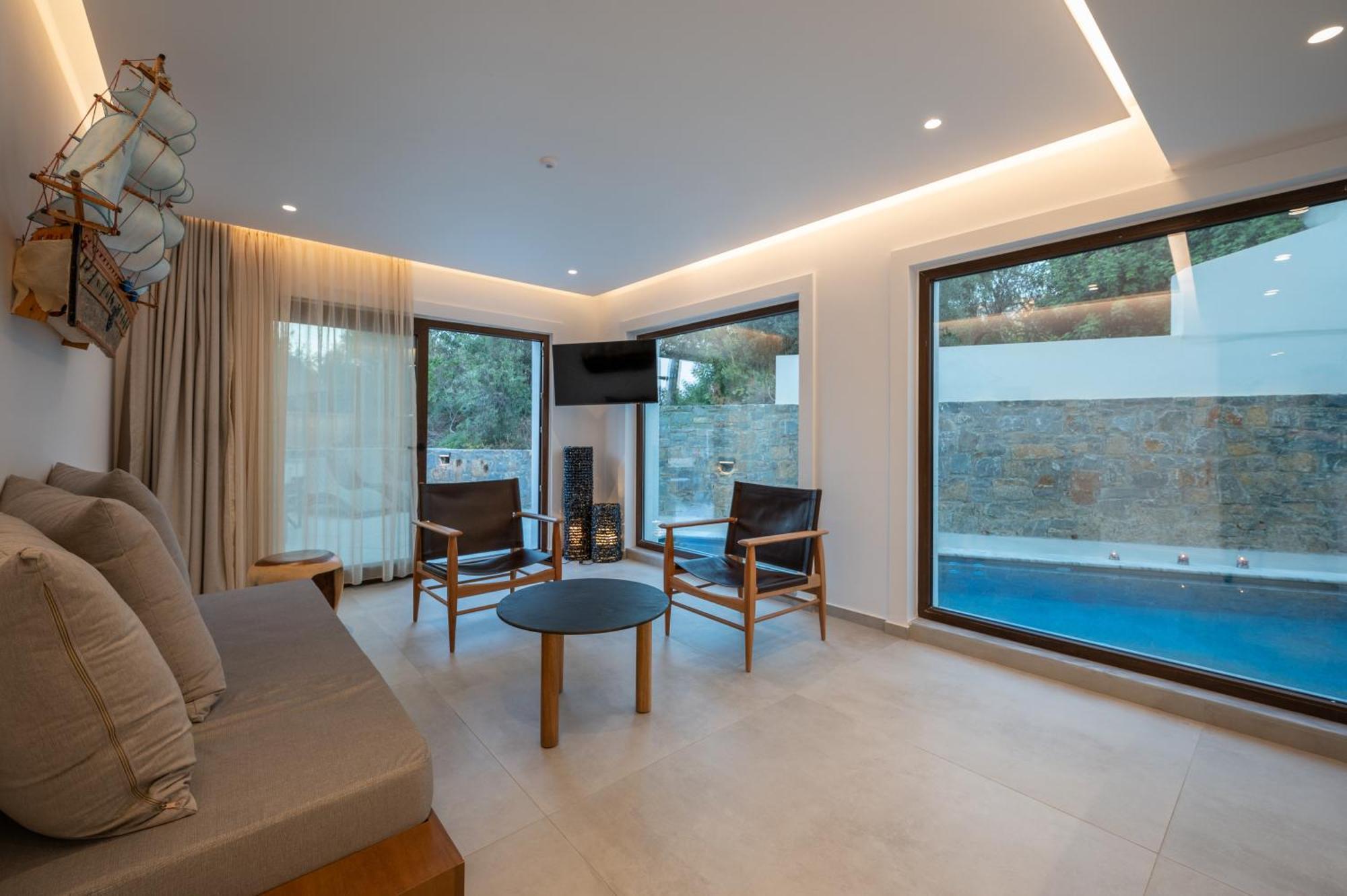 Mika Villas & Suites แอร์ซอนิสซอส ภายนอก รูปภาพ